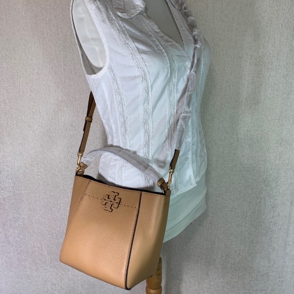 Tory Burch McGraw Tiramisu Tan Leather Small Bucket Tote/Crossbody Bag + Wallet - Picture 11 of 15